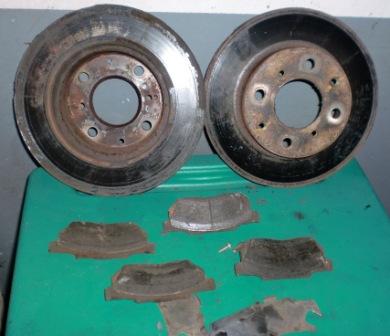 disc rotors+pads 118027km.JPG