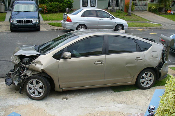 Toyota-Prius-Accident.jpeg